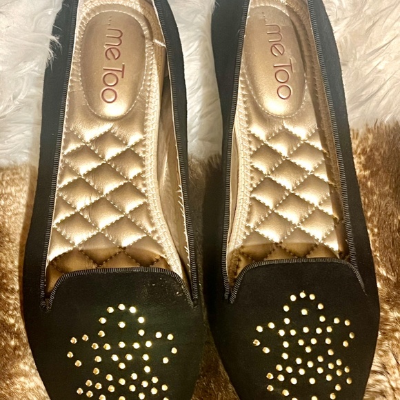 Me Too Black Suede with Gold-Studded Fleur de Lis Smoking Flats! So Chic! Sz. 8M - Picture 3 of 8